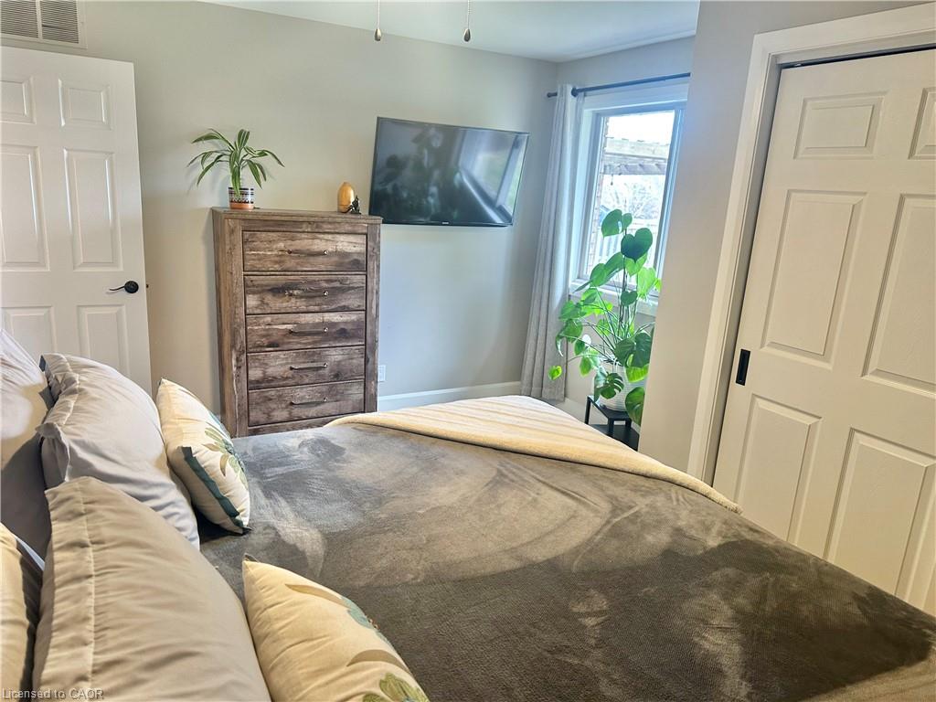 7 Spruce Grove Court Property Photo 17