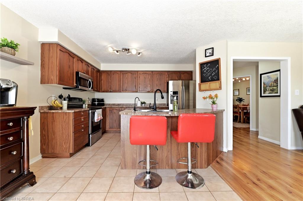 6 Jones Lane Property Photo 8
