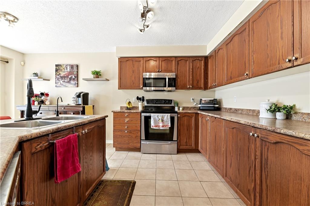 6 Jones Lane Property Photo 9