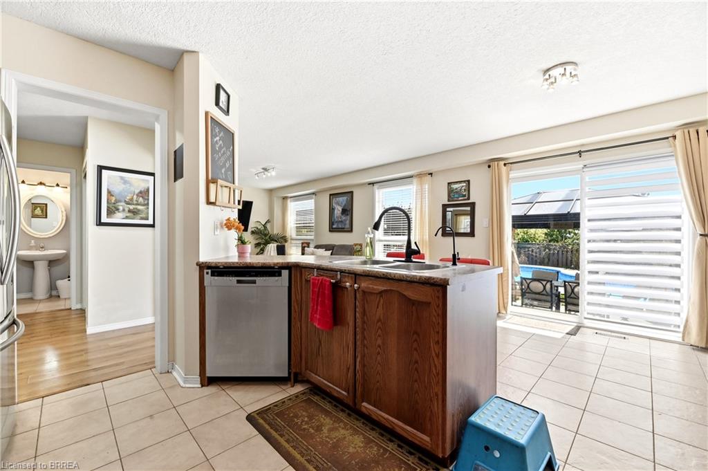 6 Jones Lane Property Photo 12