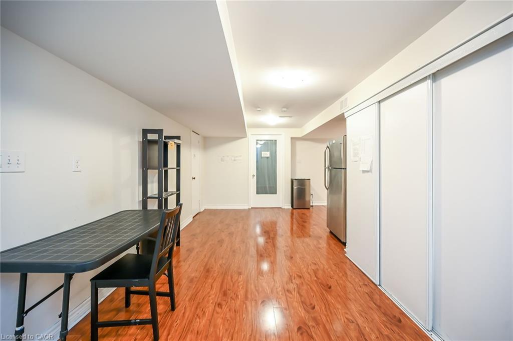 17 West Park Avenue Property Photo 6