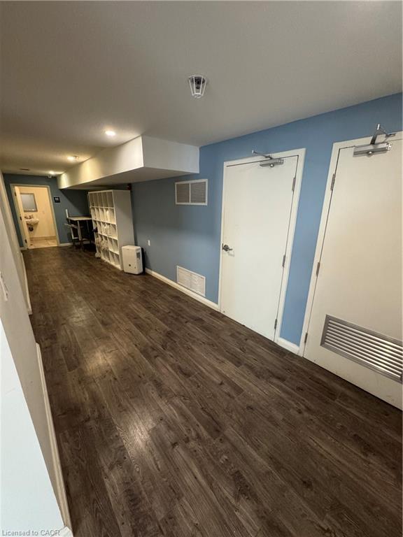 232 James Street S Property Photo 9