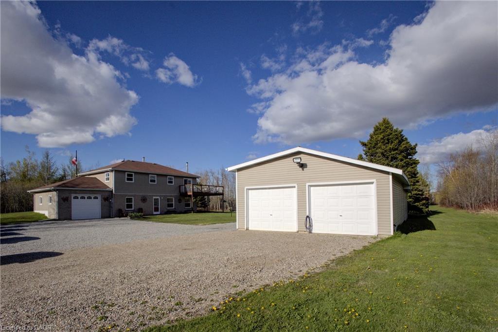 375729 6th Line Property Photo 5