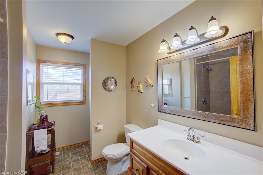 375729 6th Line Property Photo 21