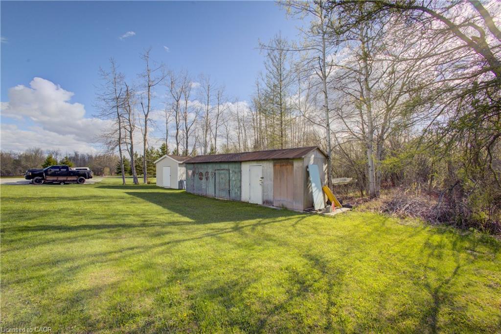 375729 6th Line Property Photo 32