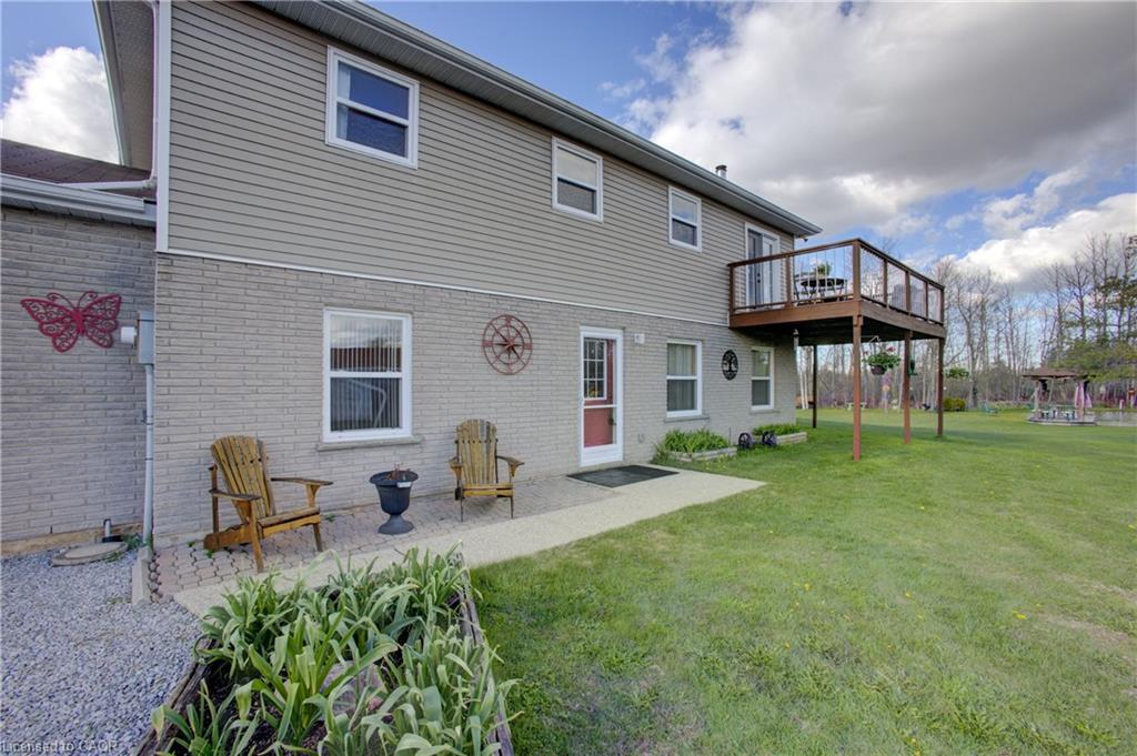 375729 6th Line Property Photo 37