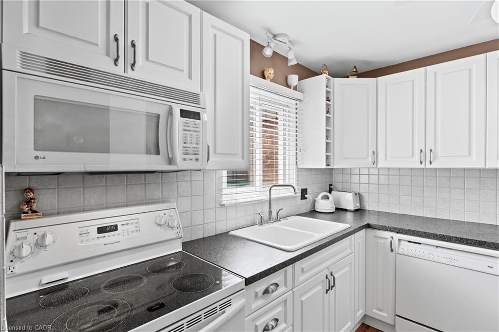 20-64 Forster Street Property Photo 8