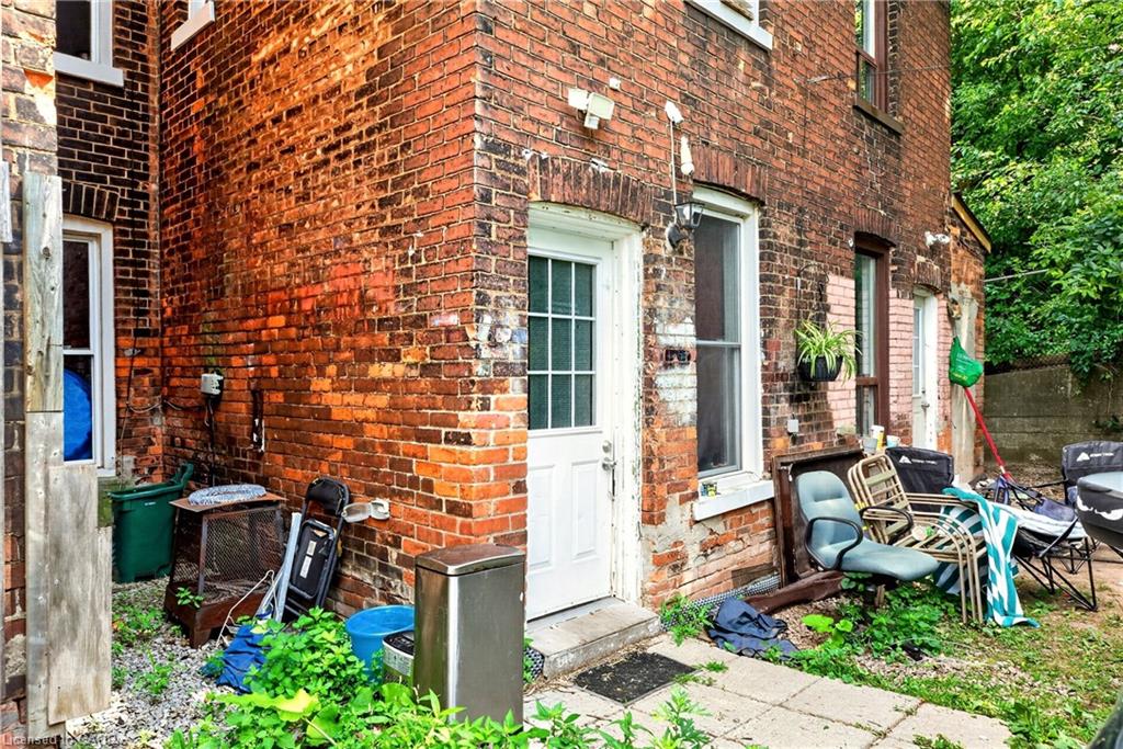 101 Stuart Street Property Photo 22
