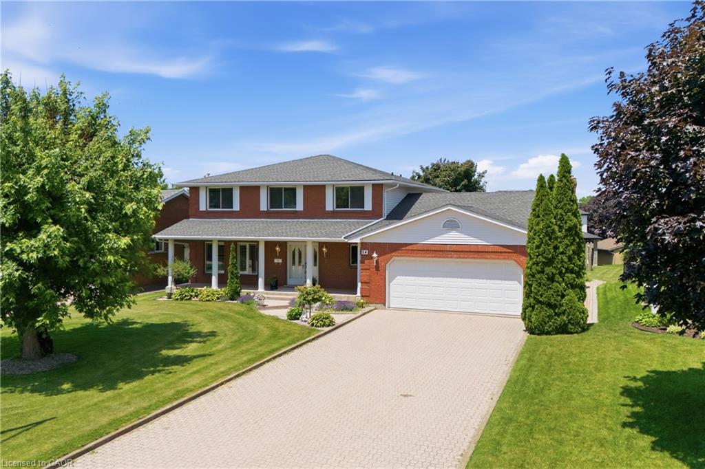 24 Renfrew Drive Property Photo 1