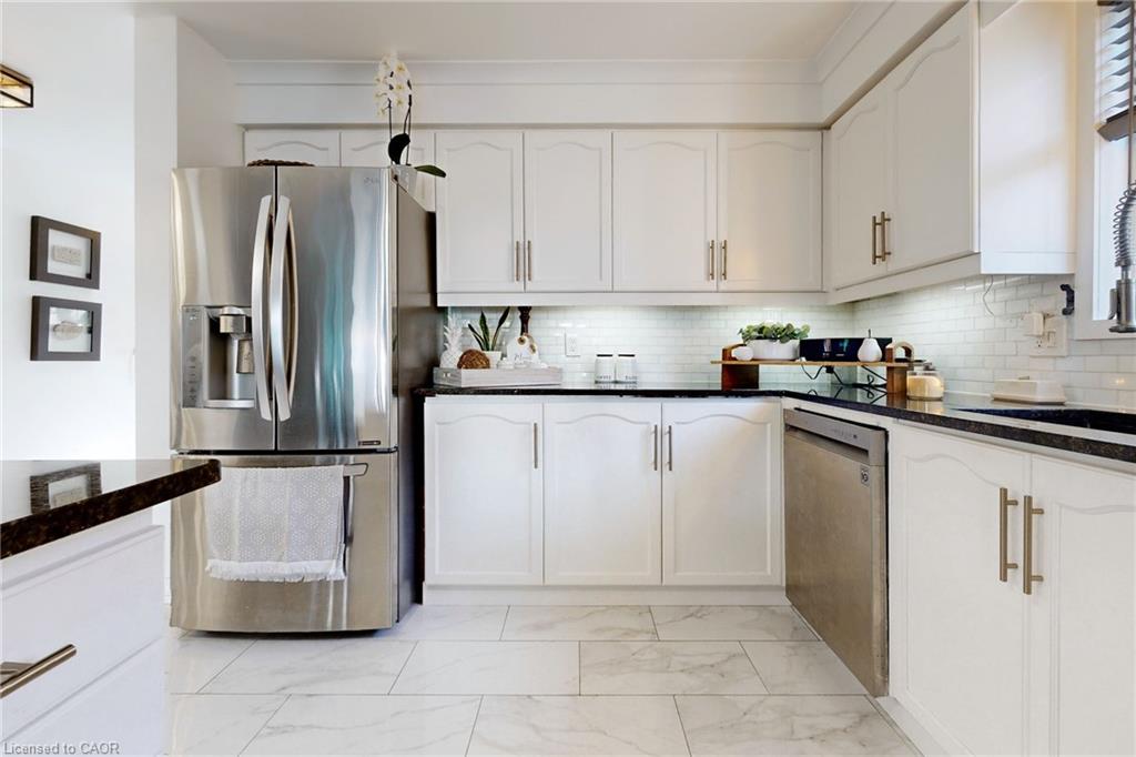 658 Mortimer Drive Property Photo 17