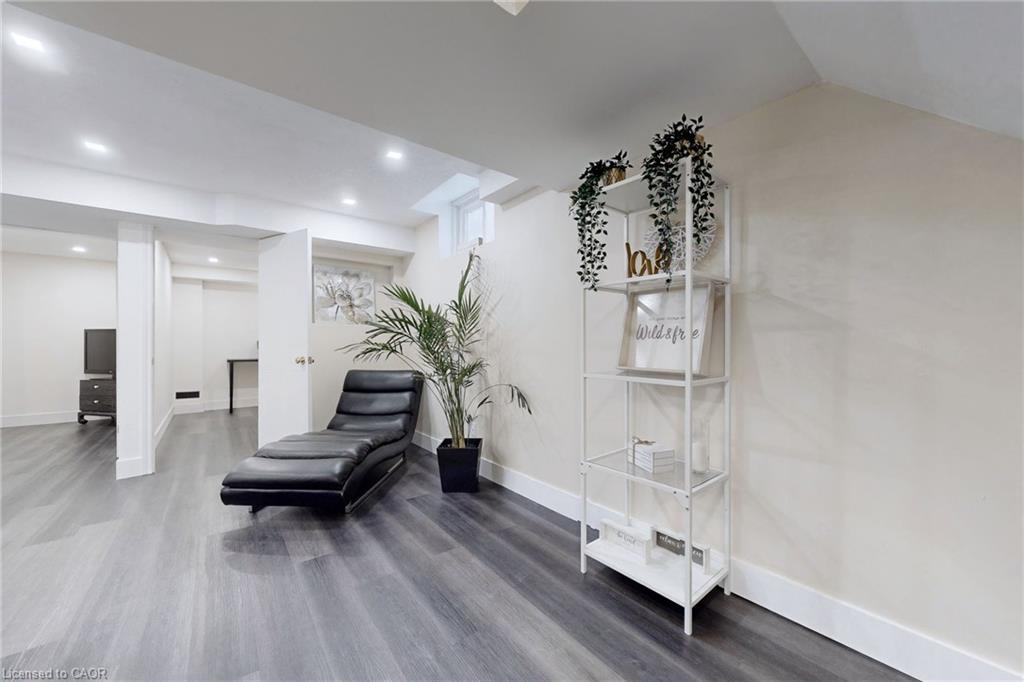 658 Mortimer Drive Property Photo 34