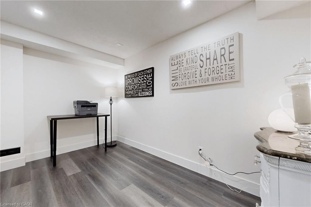 658 Mortimer Drive Property Photo 39