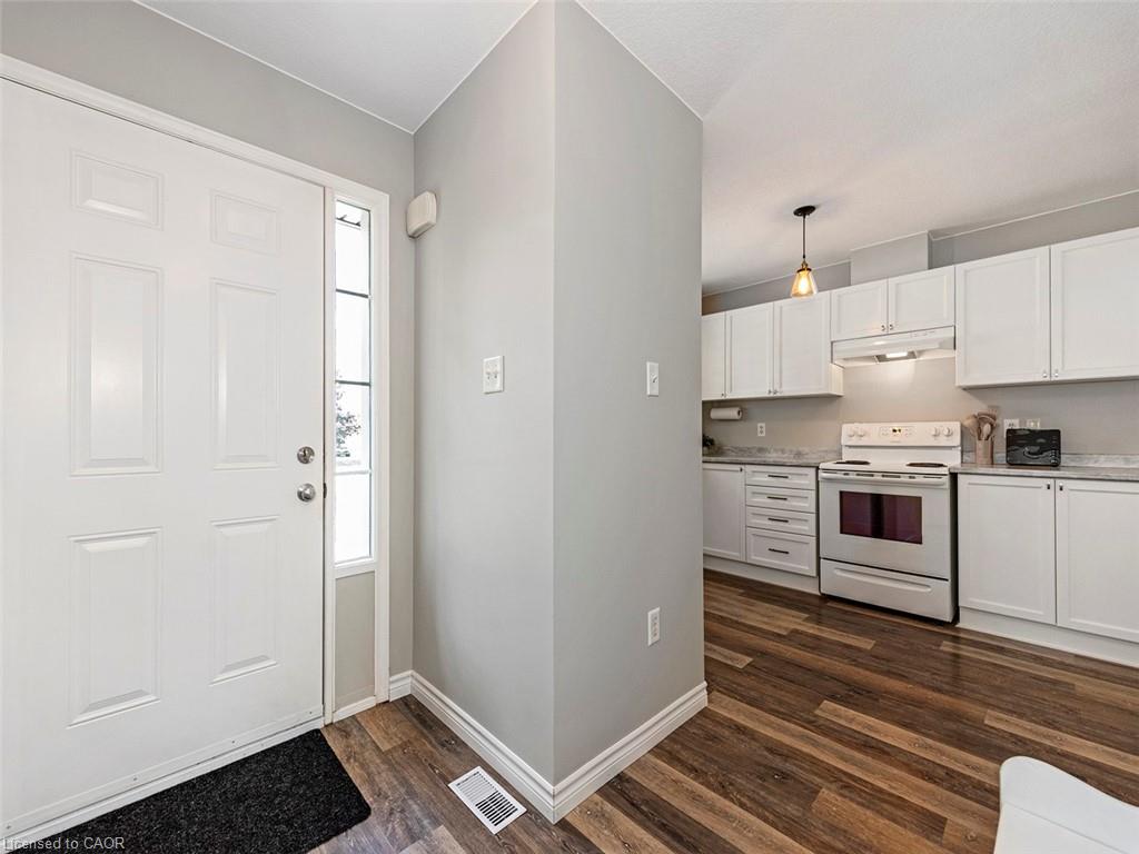 15 Powell Lane Property Photo 4