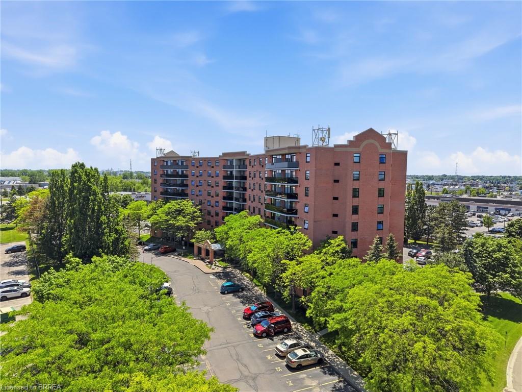 716-9 Bonheur Court Property Photo 1