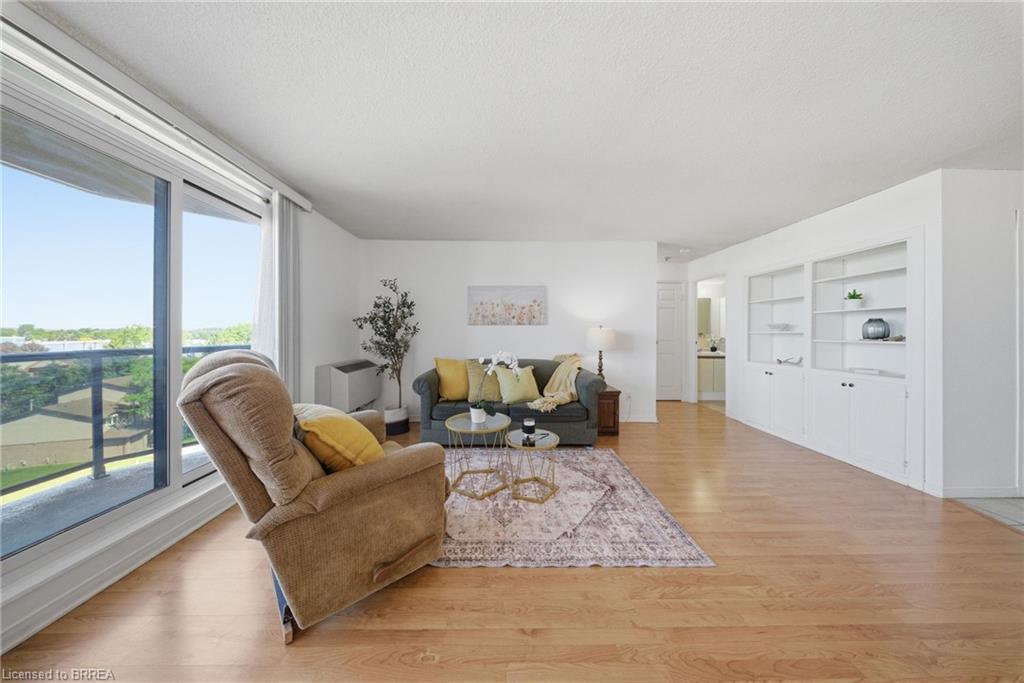 716-9 Bonheur Court Property Photo 6