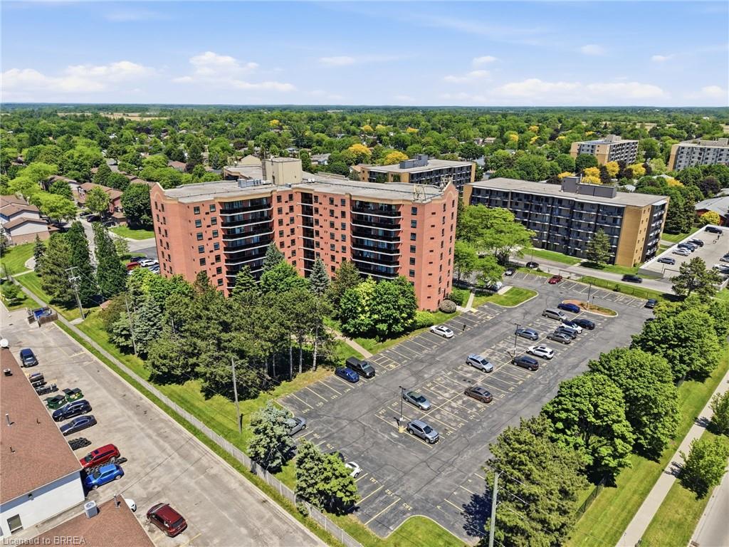 716-9 Bonheur Court Property Photo 14