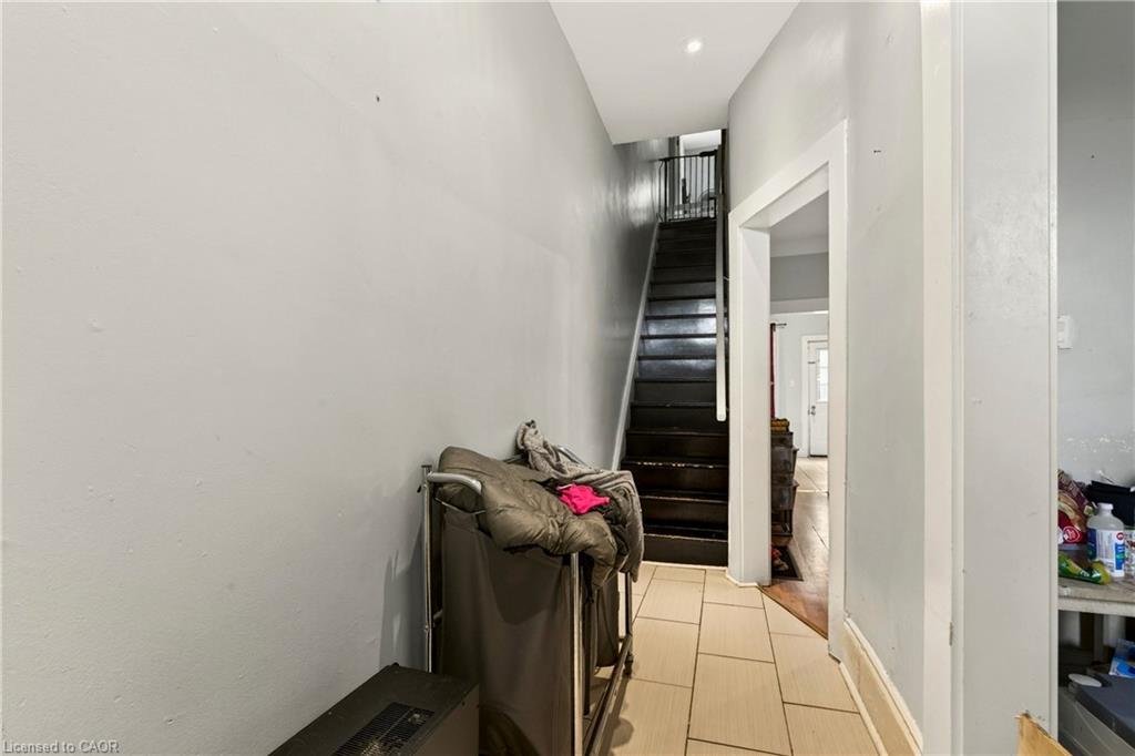 103 Stuart Street Property Photo 4