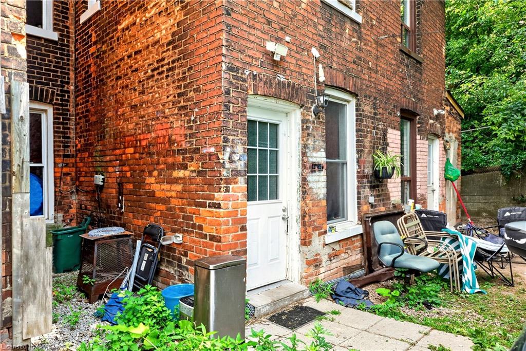 103 Stuart Street Property Photo 23