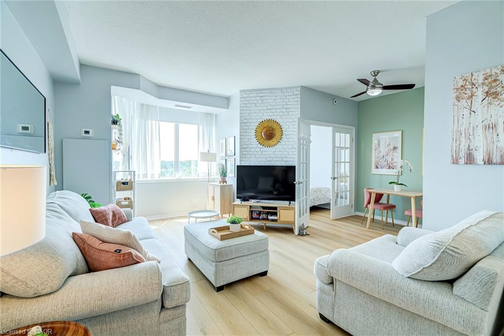 804-200 Limeridge Road W Property Photo 2