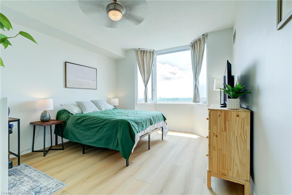 804-200 Limeridge Road W Property Photo 11