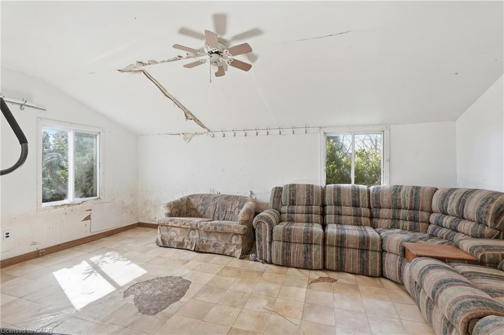 855 Line 1 Road Property Photo 32