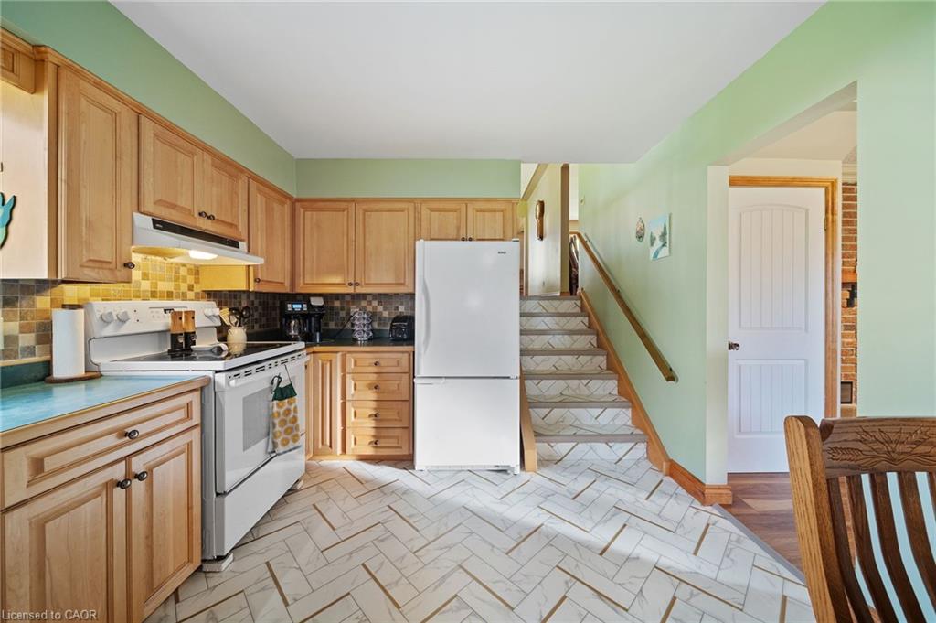 55 Talbot Street W Property Photo 16