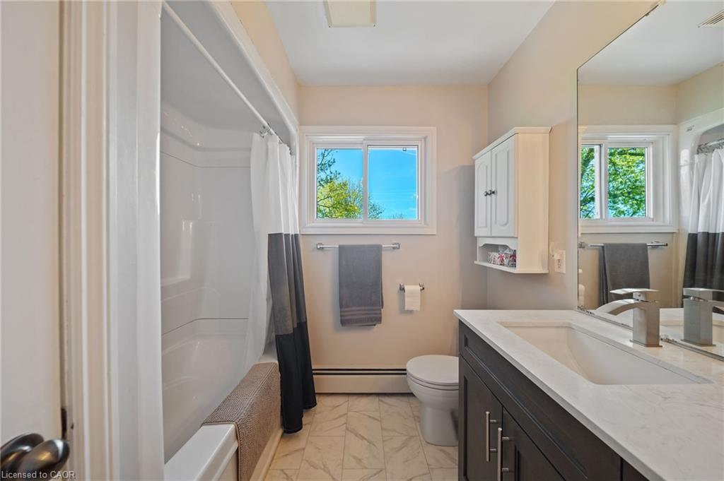55 Talbot Street W Property Photo 24