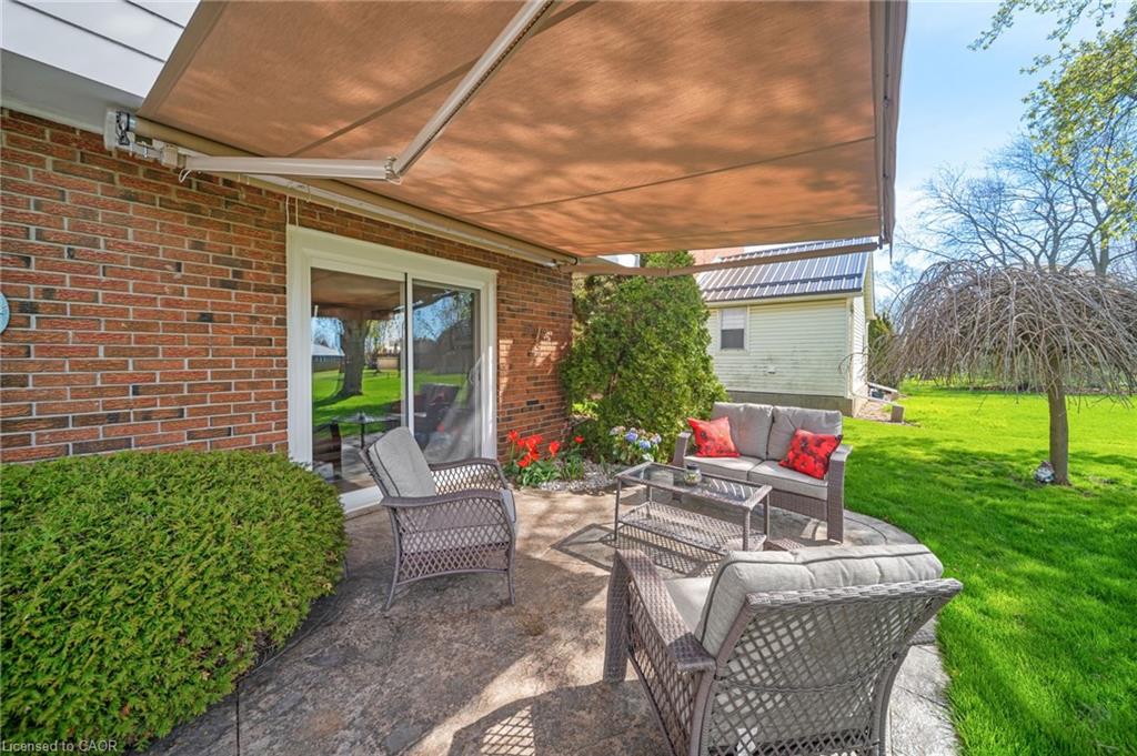 55 Talbot Street W Property Photo 36
