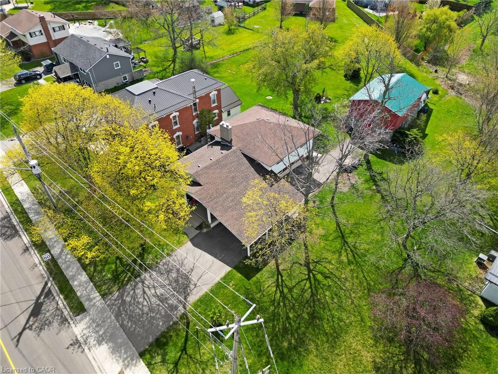 55 Talbot Street W Property Photo 41