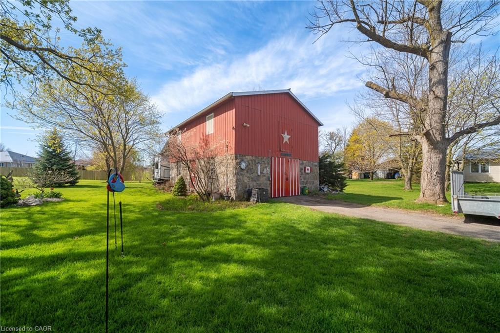 55 Talbot Street W Property Photo 43