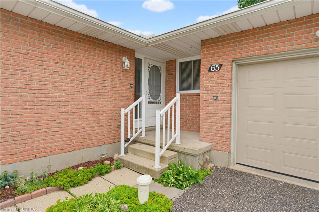 65 Lyndhurst Avenue Property Photo 5