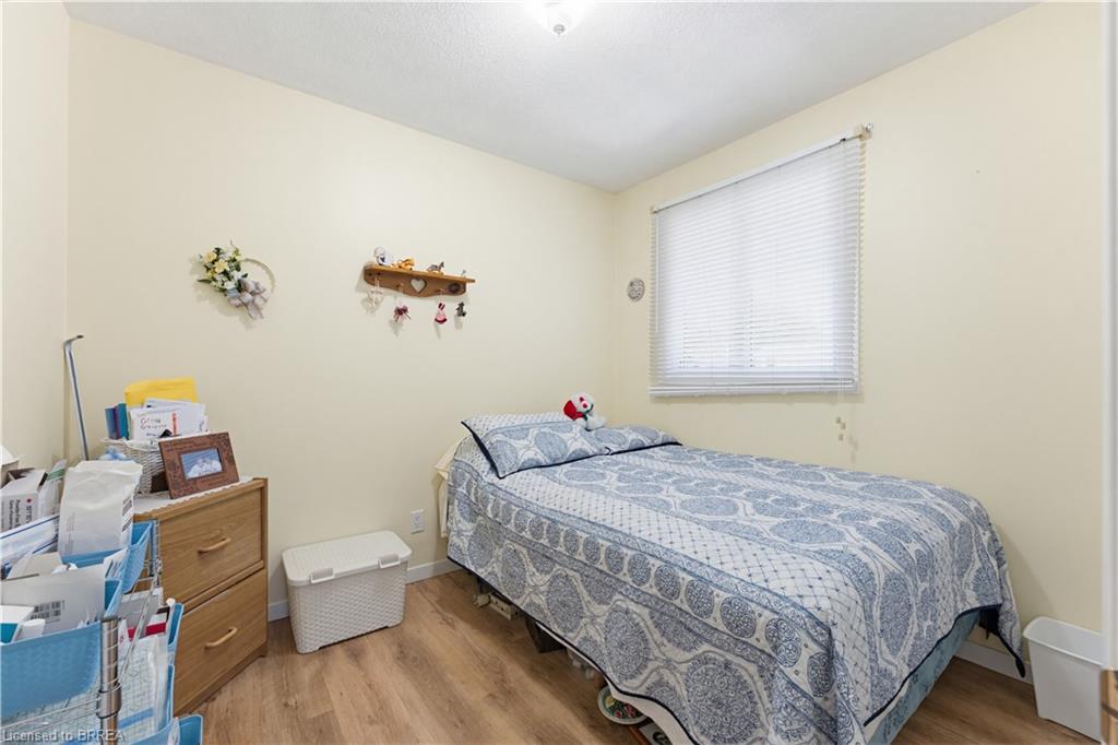 65 Lyndhurst Avenue Property Photo 15
