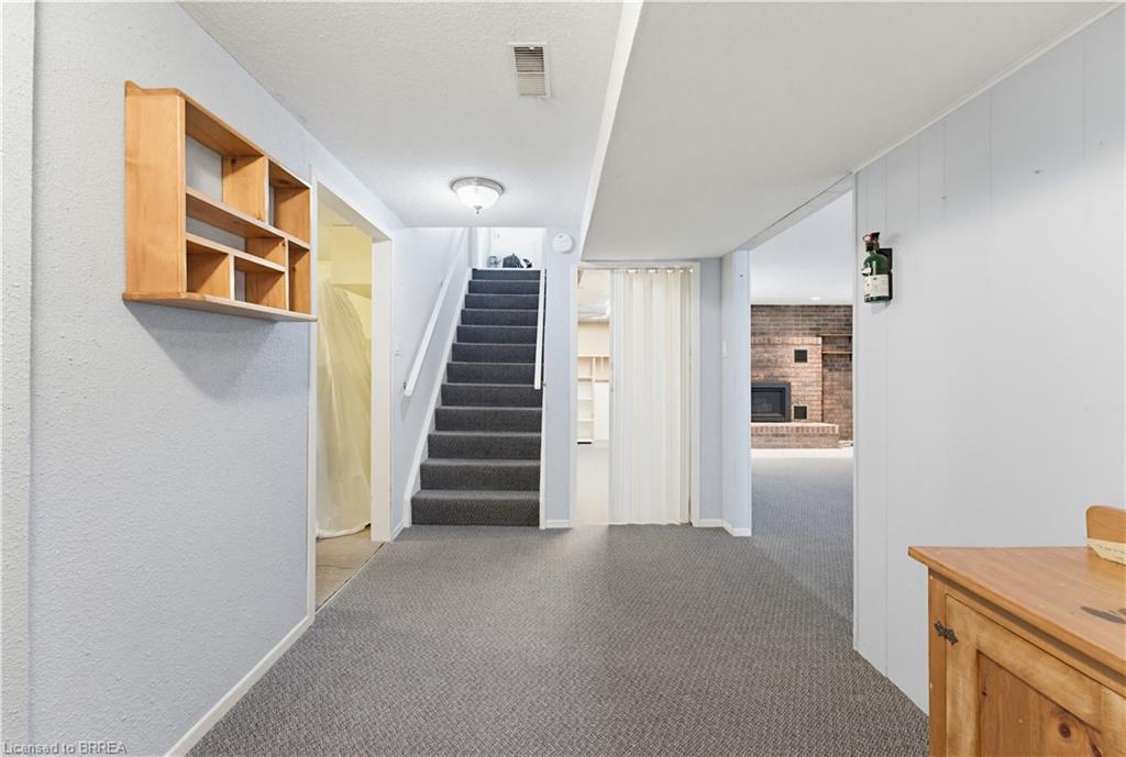 65 Lyndhurst Avenue Property Photo 18