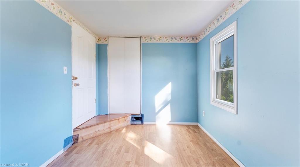 350 Perth Street Property Photo 18