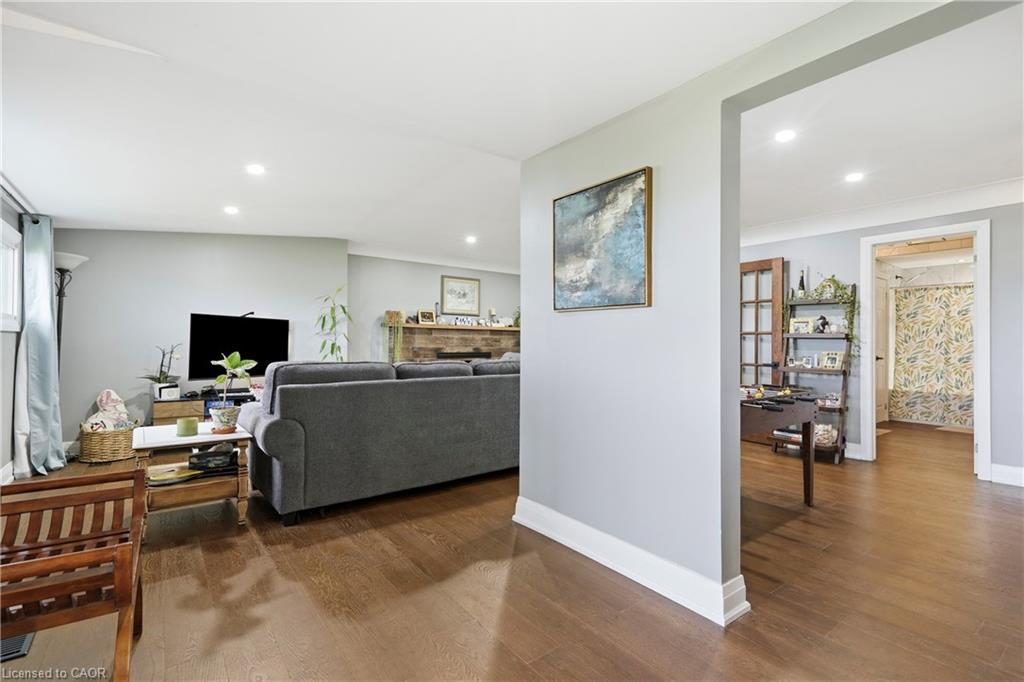 7186 Garner Road Property Photo 3