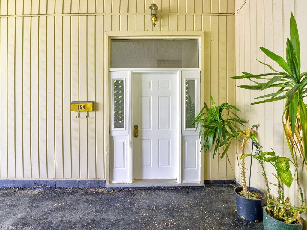 154 Luscombe Street Property Photo 5