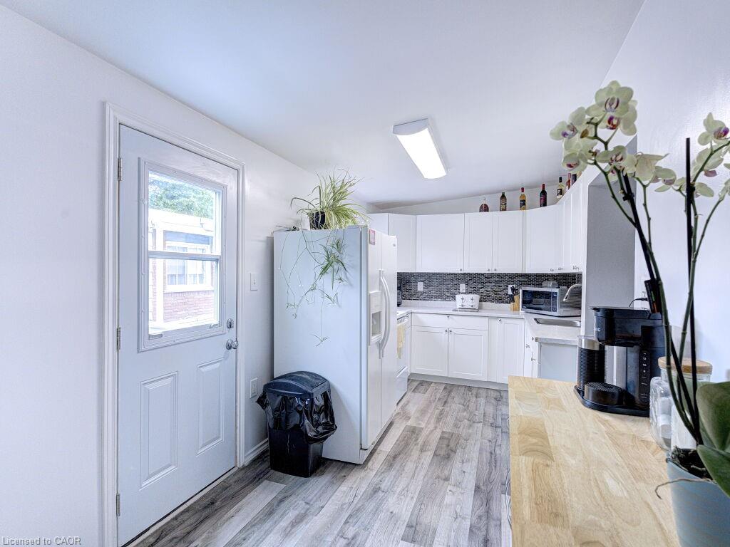 154 Luscombe Street Property Photo 12