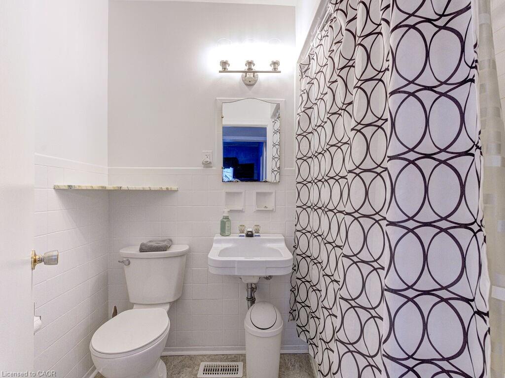 154 Luscombe Street Property Photo 18