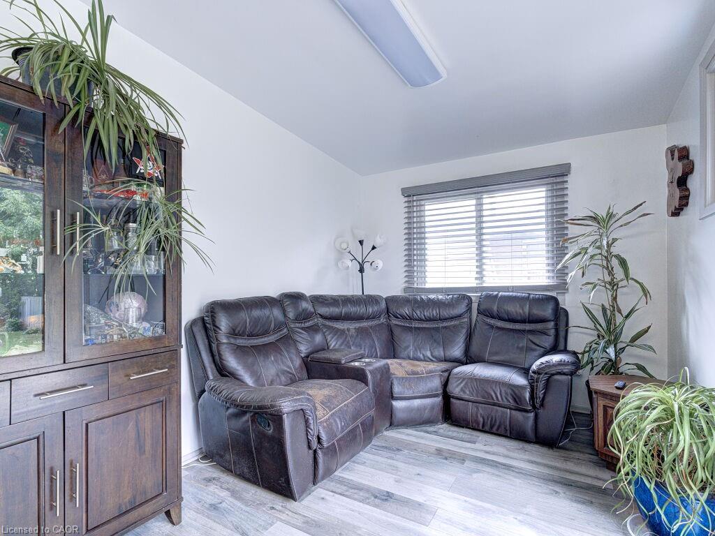 154 Luscombe Street Property Photo 20