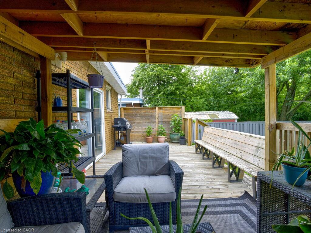 154 Luscombe Street Property Photo 28