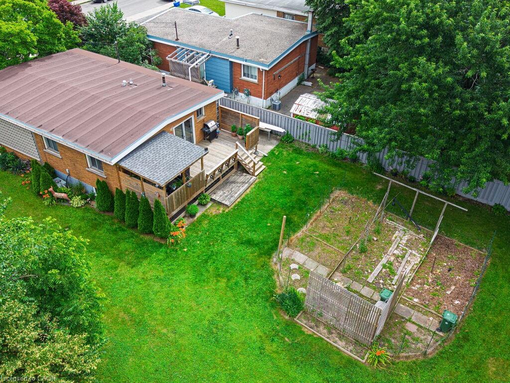 154 Luscombe Street Property Photo 32