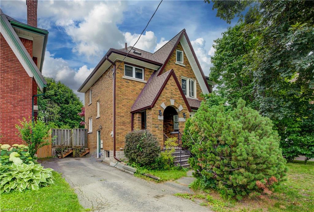 227 Lydia Street Property Photo 3