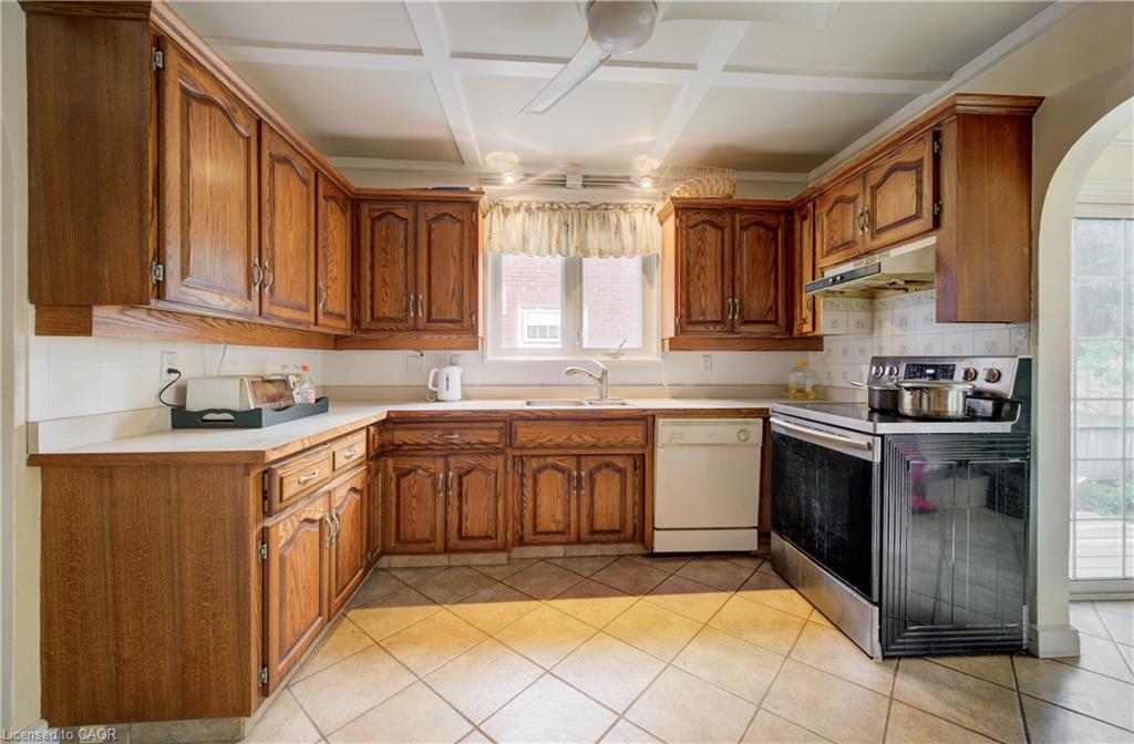 227 Lydia Street Property Photo 11