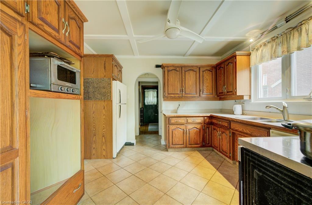 227 Lydia Street Property Photo 13