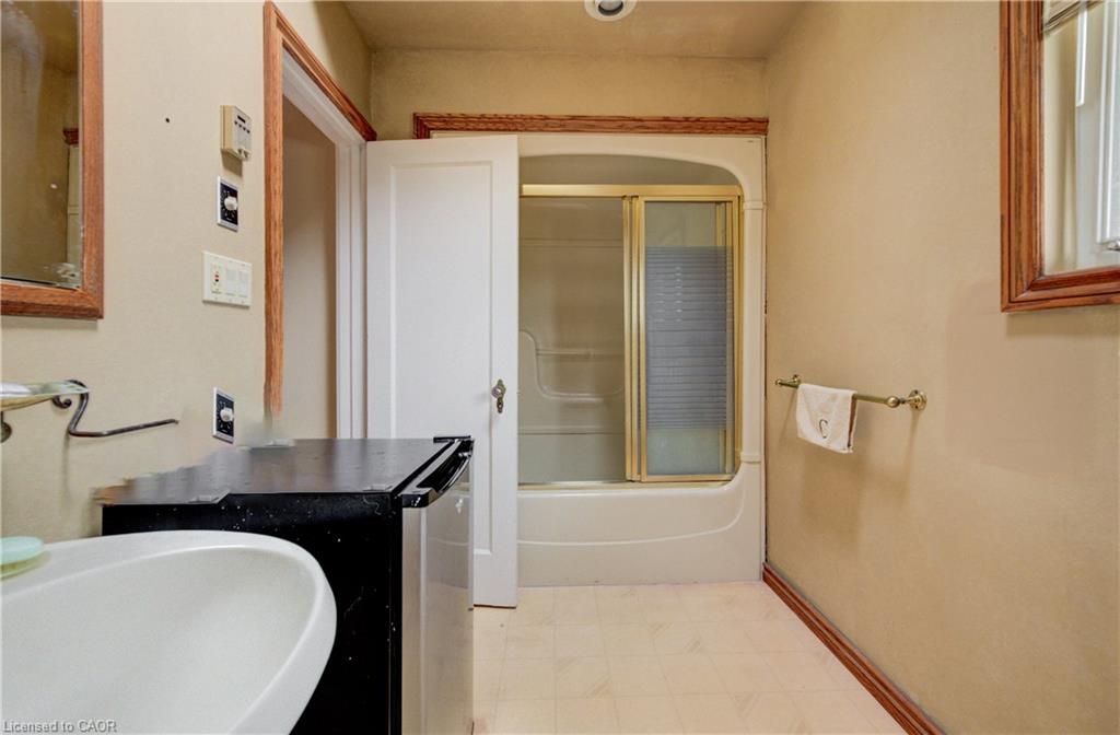 227 Lydia Street Property Photo 26