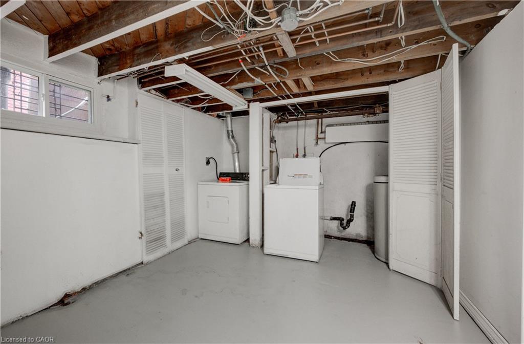 227 Lydia Street Property Photo 32