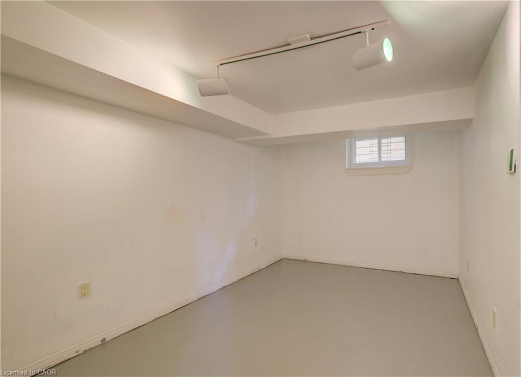 227 Lydia Street Property Photo 33