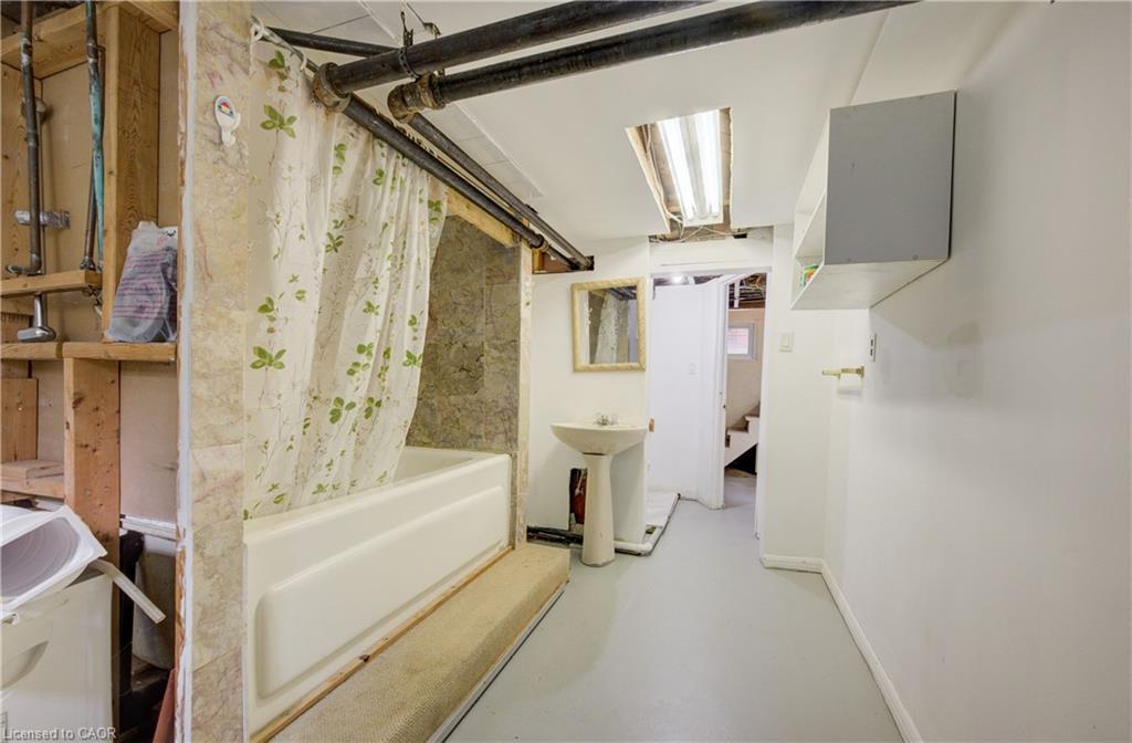 227 Lydia Street Property Photo 36
