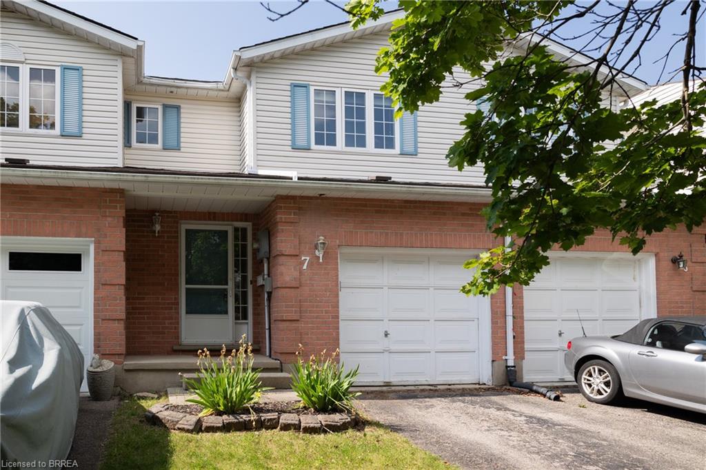 7 Graystone Court Property Photo 2