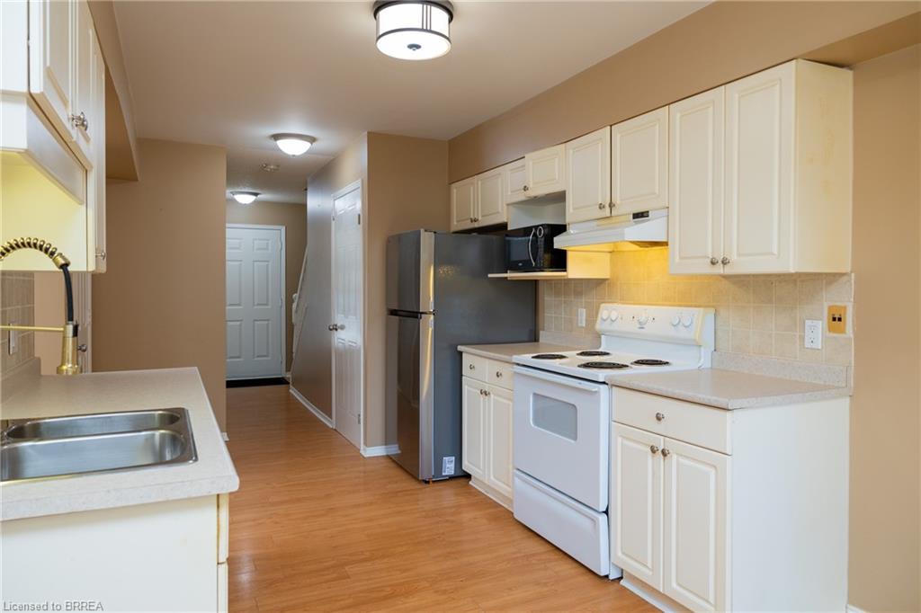 7 Graystone Court Property Photo 7
